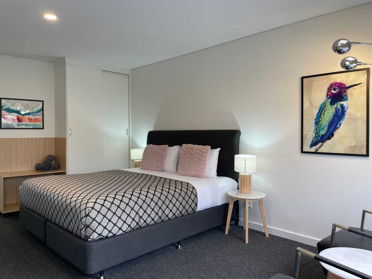 Deluxe King room at Coastal Motel