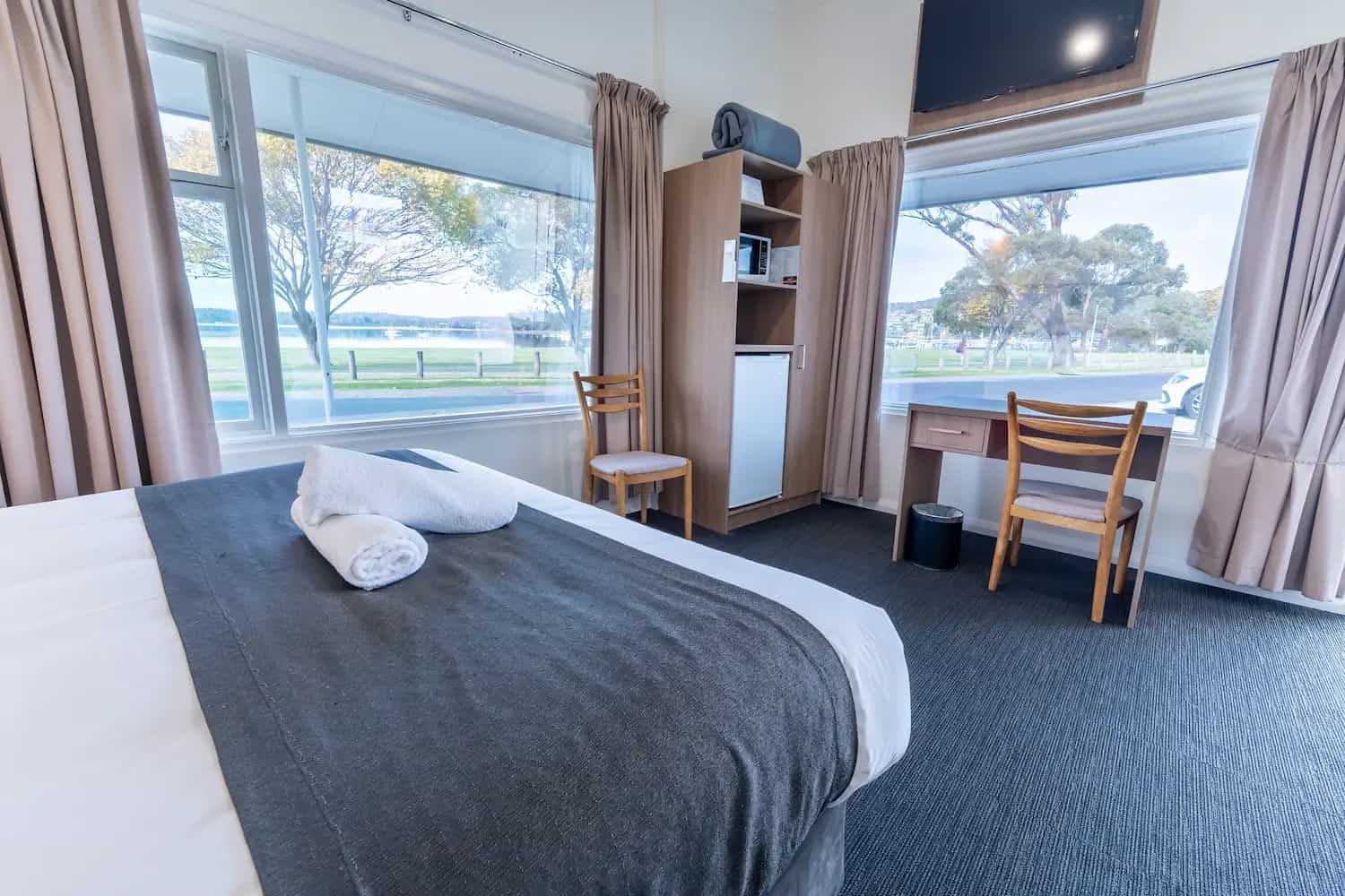 Bayside Hotel bay-view room