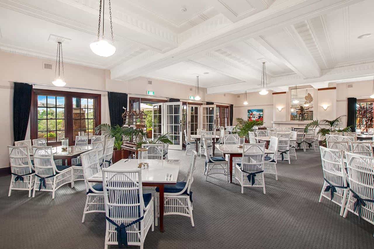 Caves House Hotel dining room