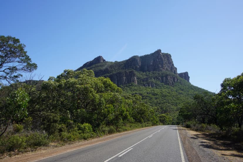 Mount Abrupt above Grampians Road