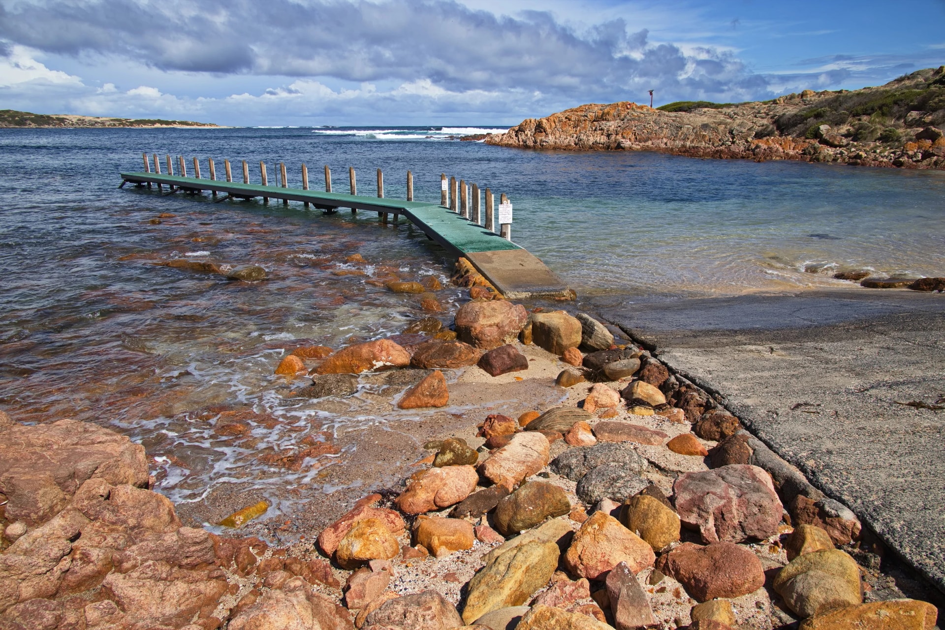 The jetty in Cowaramup Bay at Gracetown
