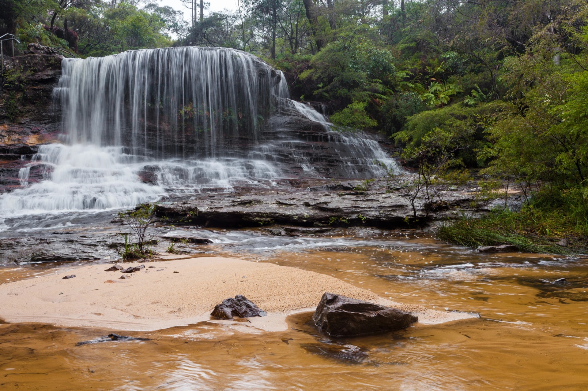 Weeping Rock near Wentworth Falls